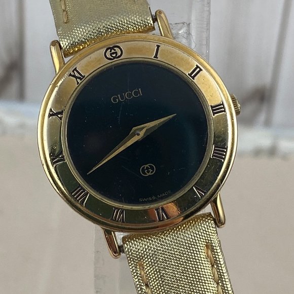 Vintage Swiss Quartz Gucci  Watch Roman Numeral Bezel Black Face Gold Strap - Picture 2 of 13